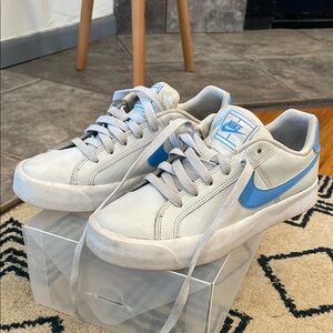 Nike White and Blue Sneakers
